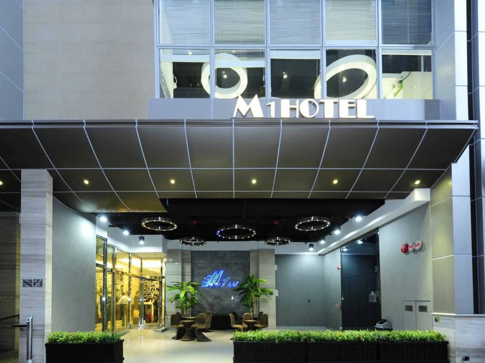 M1 Hotel Хонконг Екстериор снимка